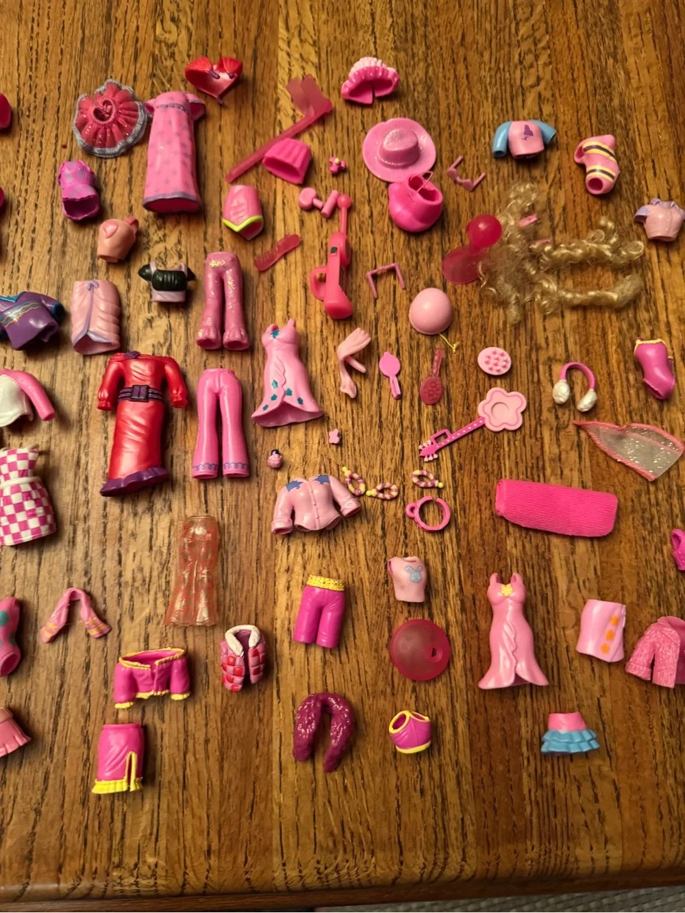 Vintage 2000s Polly Pocket Rubber Clothing & Accessories Lot – Y2K Fashion Minis